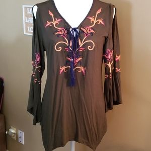 Relativity top, size M